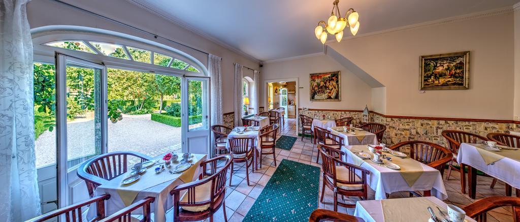 Landhotel Schwarzer Adler Suelzetal Eksteriør billede